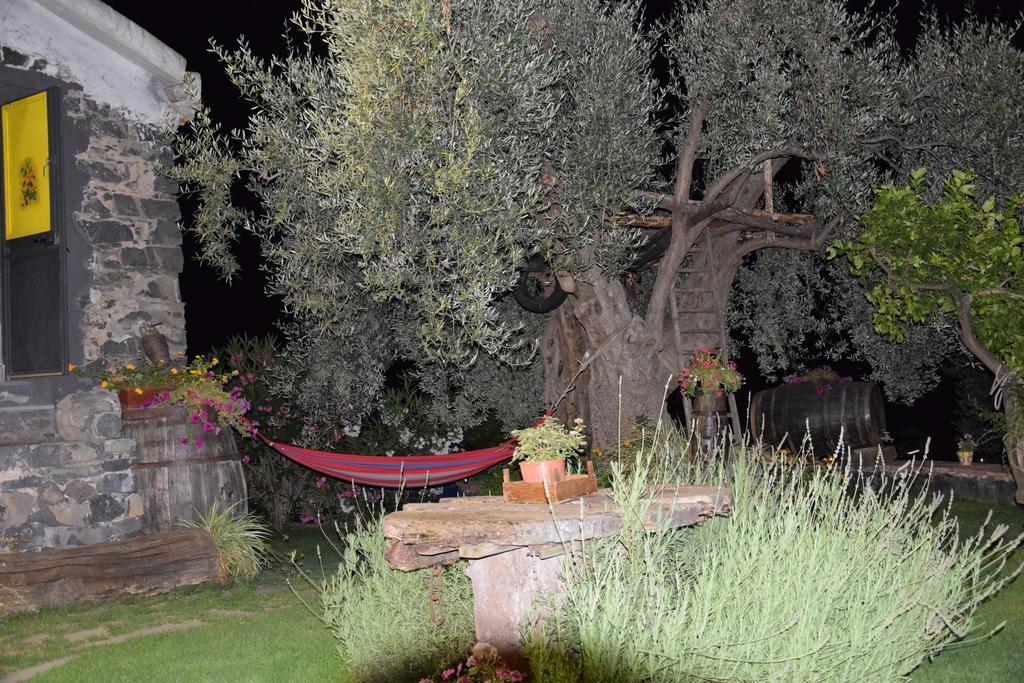 Le Case Di Bacco Santa Venerina Oda fotoğraf